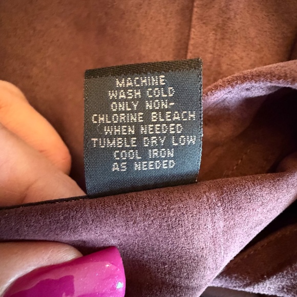 Croft & Barrow Burgundy Faux Suede Long Sleeve Button Down, Size Large - Picture 8 of 12